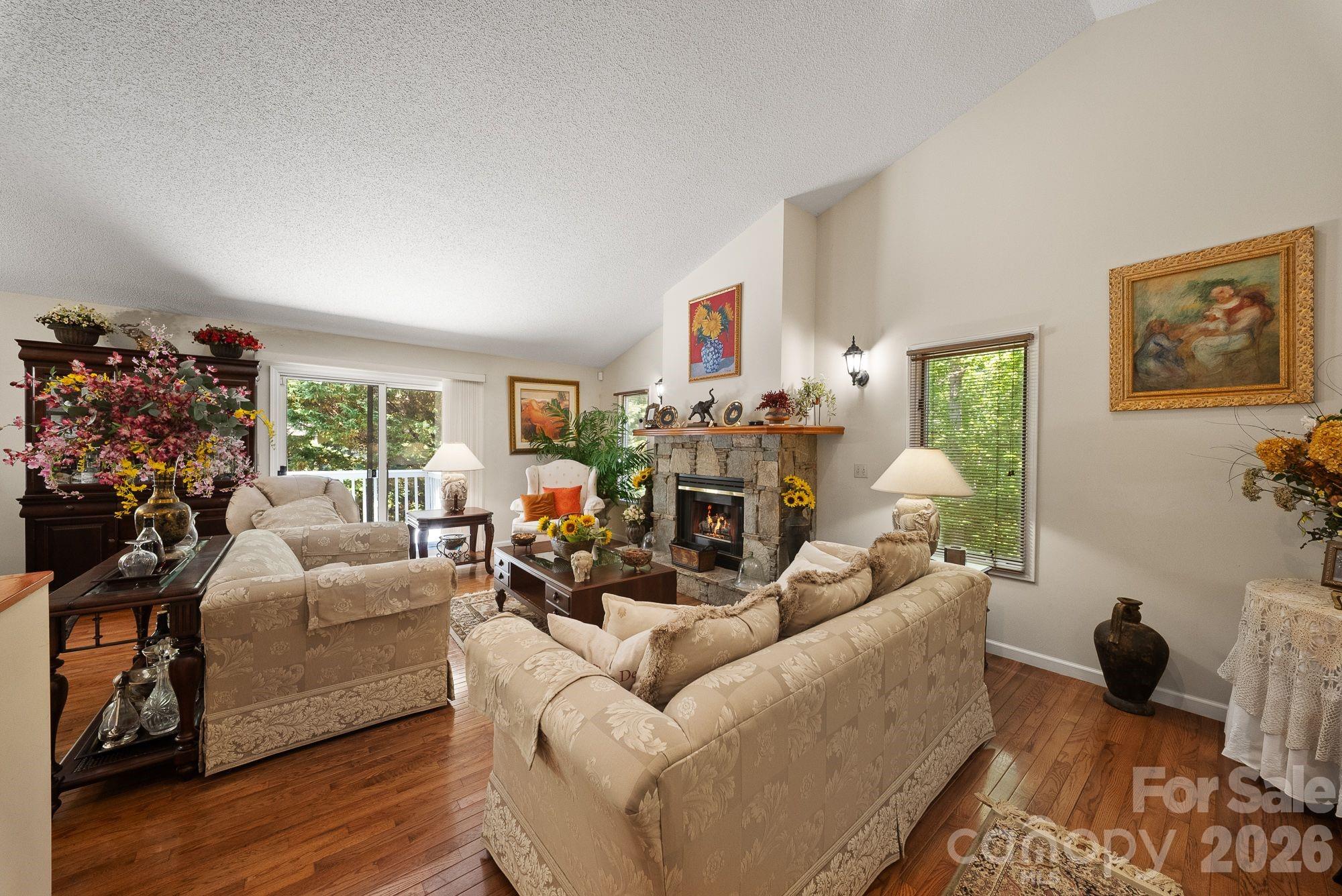 16 Zachary Ridge Road Asheville NC 28804