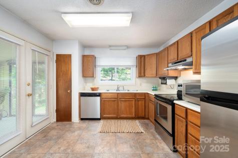36 Elderberry Lane Asheville NC 28805