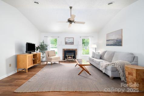 36 Elderberry Lane Asheville NC 28805