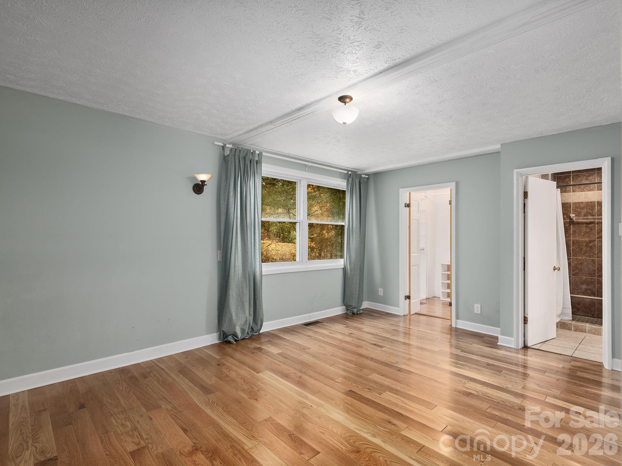 6 Star Berry Lane Fairview NC 28730