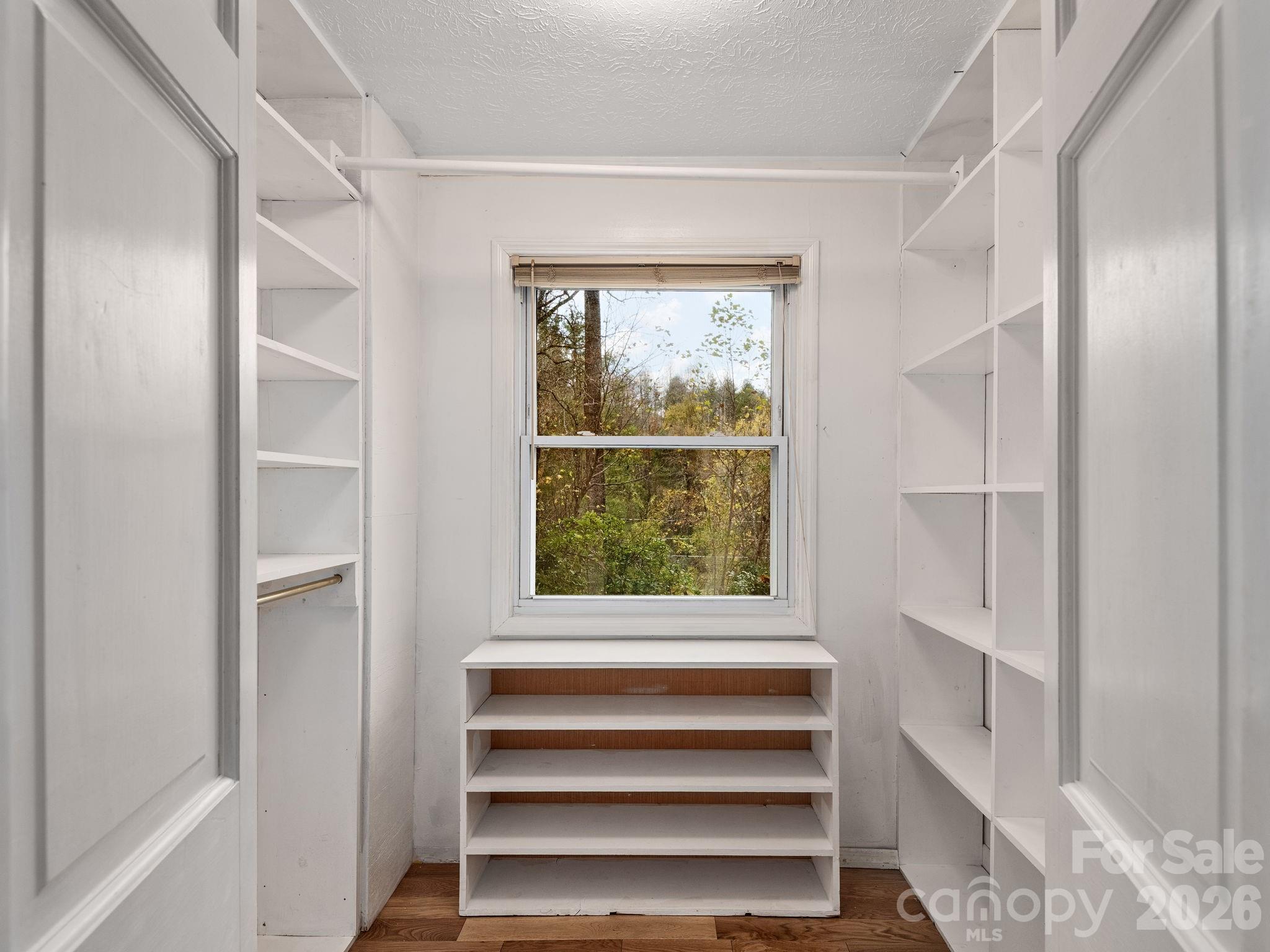 6 Star Berry Lane Fairview NC 28730