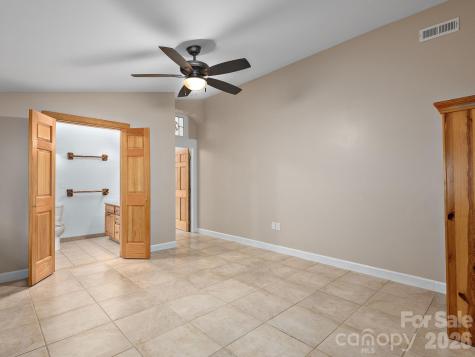 6 Star Berry Lane Fairview NC 28730