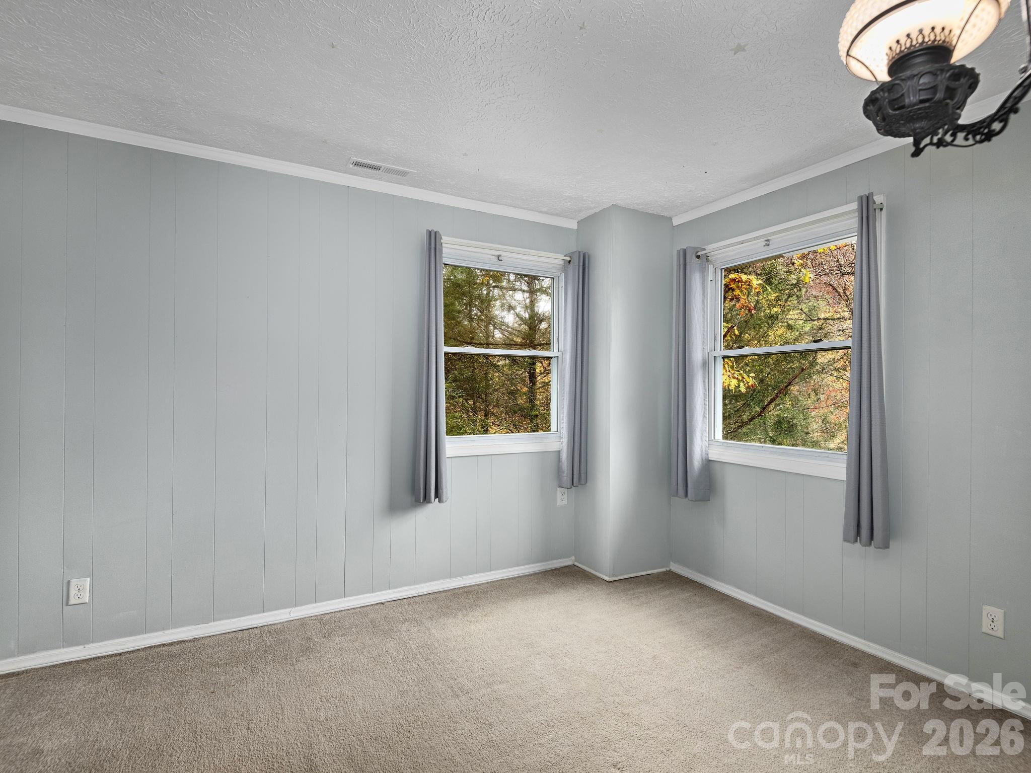 6 Star Berry Lane Fairview NC 28730