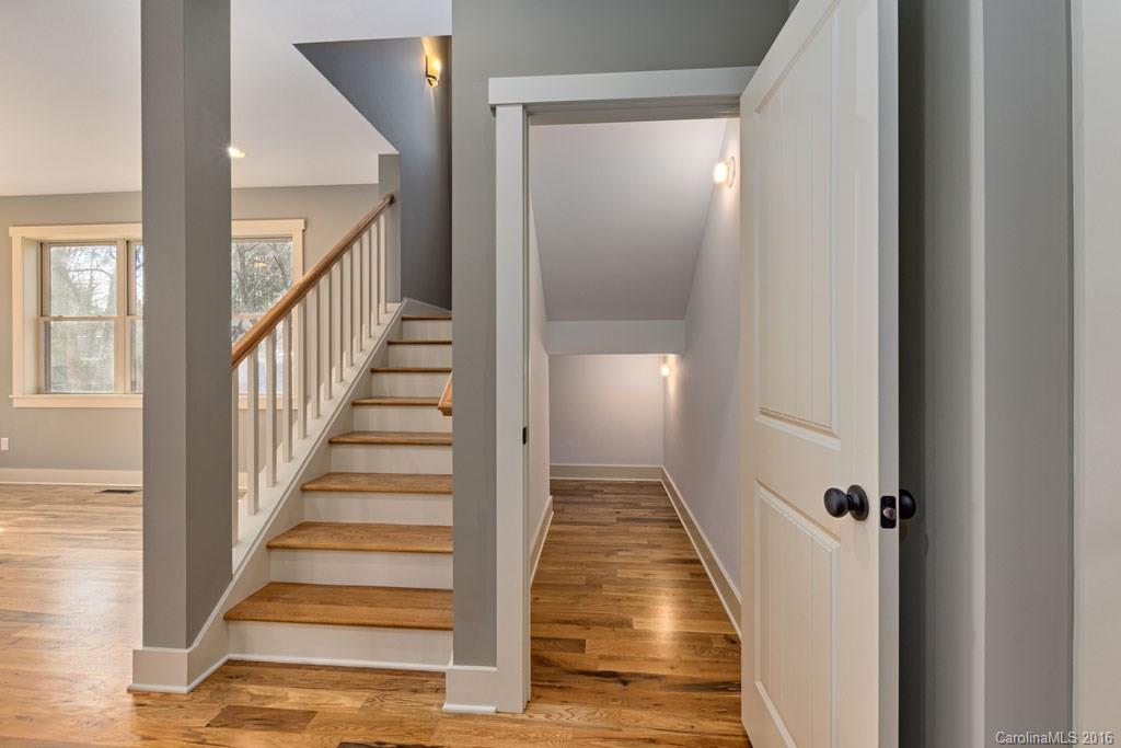 29 Elkin Street Asheville NC 28806
