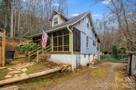 55 Heavenly Lane Fairview NC 28730