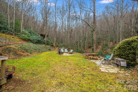 55 Heavenly Lane Fairview NC 28730