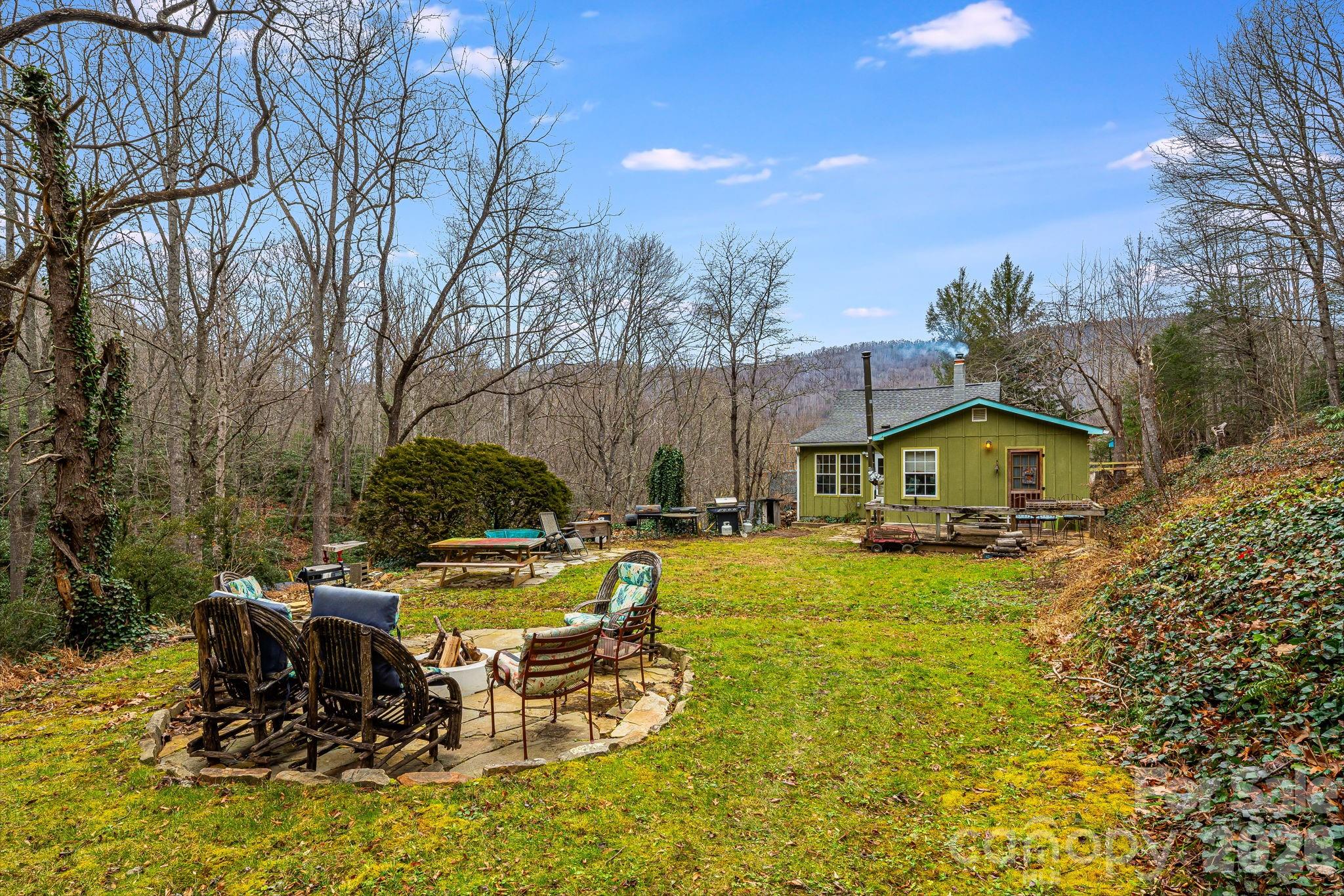 55 Heavenly Lane Fairview NC 28730