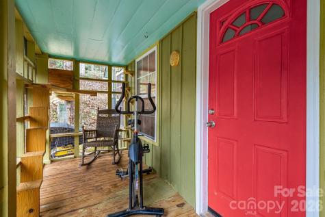 55 Heavenly Lane Fairview NC 28730