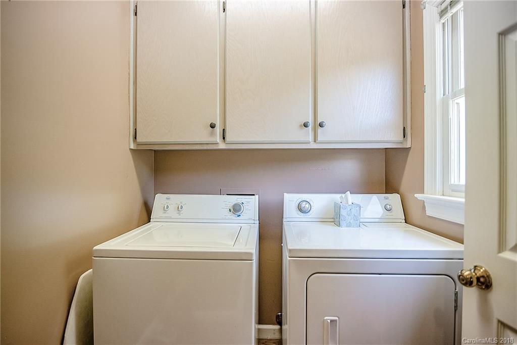 421 Grantchester Circle Charlotte NC 28262