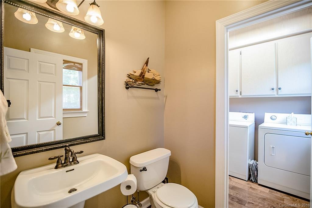 421 Grantchester Circle Charlotte NC 28262