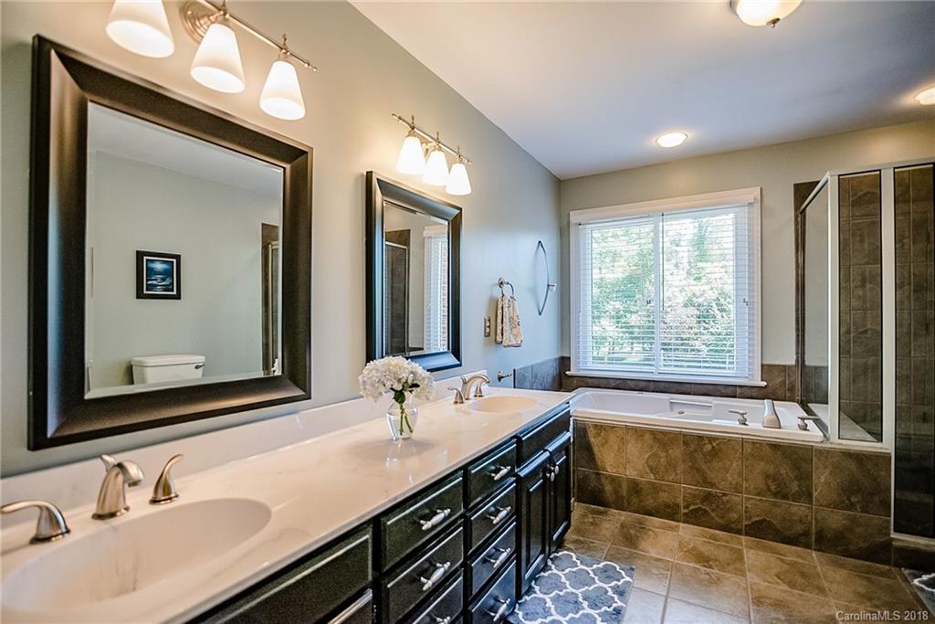 421 Grantchester Circle Charlotte NC 28262
