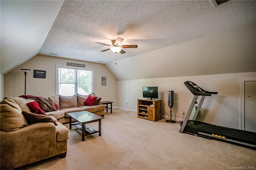 421 Grantchester Circle Charlotte NC 28262