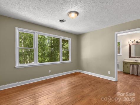 18 Wild Violet Lane Arden NC 28704