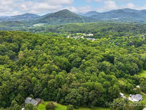 18 Wild Violet Lane Arden NC 28704