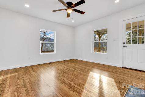 246 Marion Street Marion NC 28752