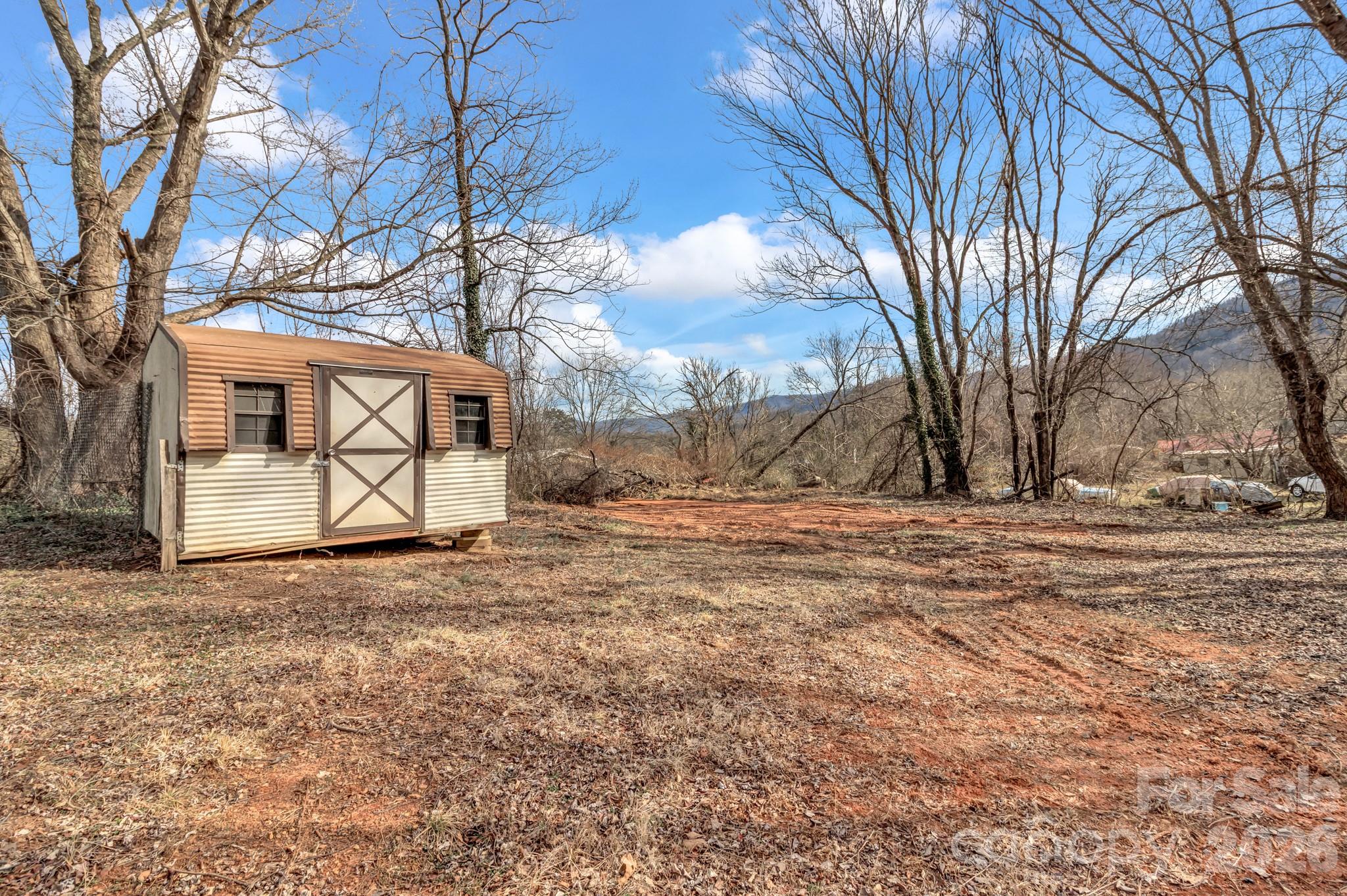 246 Marion Street Marion NC 28752