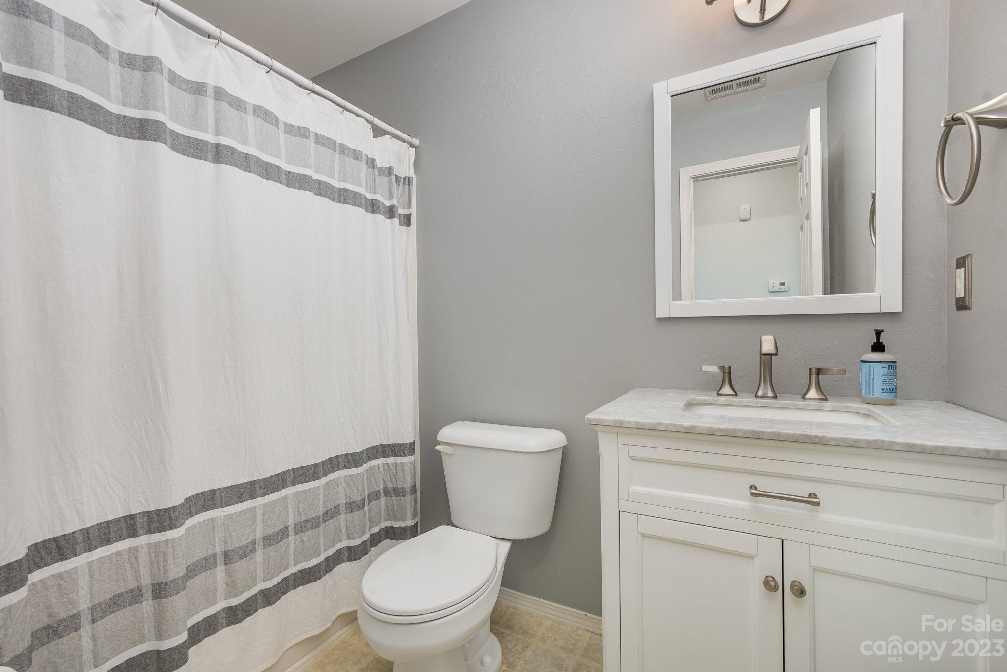 4723 Mortonhall Road Charlotte NC 28215