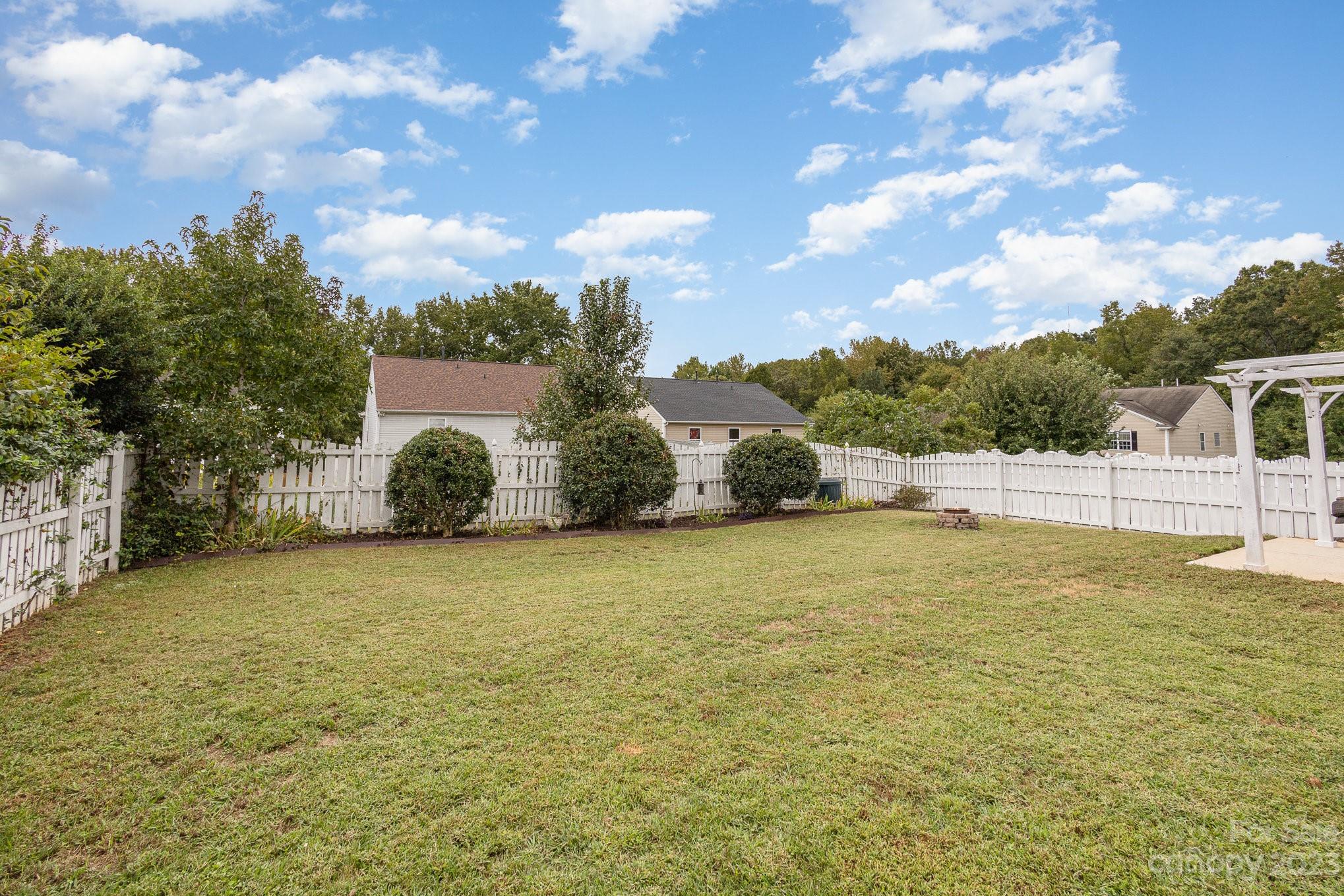 4723 Mortonhall Road Charlotte NC 28215