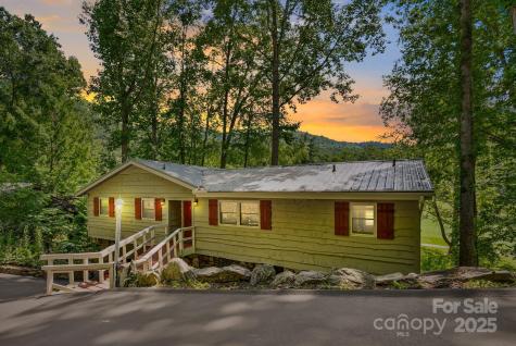 386 Country Club Drive Canton NC 28716