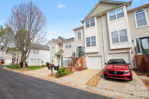 2729 Avalon Loop Road Charlotte NC 28269