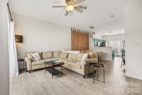 2729 Avalon Loop Road Charlotte NC 28269