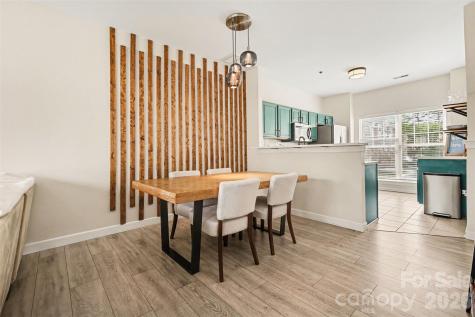 2729 Avalon Loop Road Charlotte NC 28269