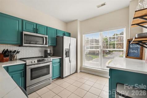 2729 Avalon Loop Road Charlotte NC 28269