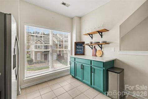 2729 Avalon Loop Road Charlotte NC 28269