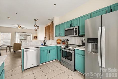 2729 Avalon Loop Road Charlotte NC 28269