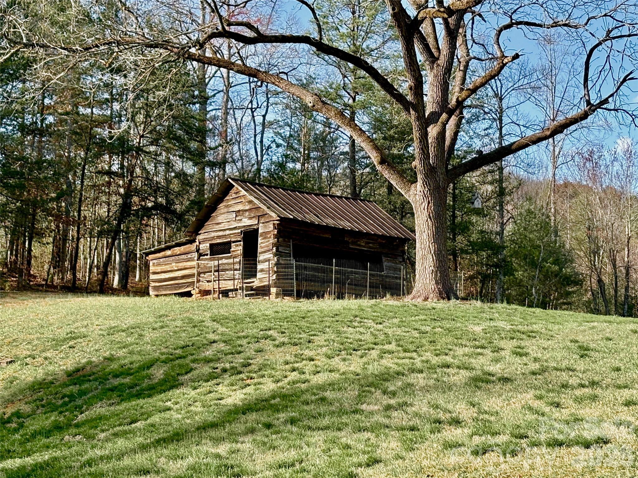 4366 Lynn Martin Lane Lenoir NC 28645