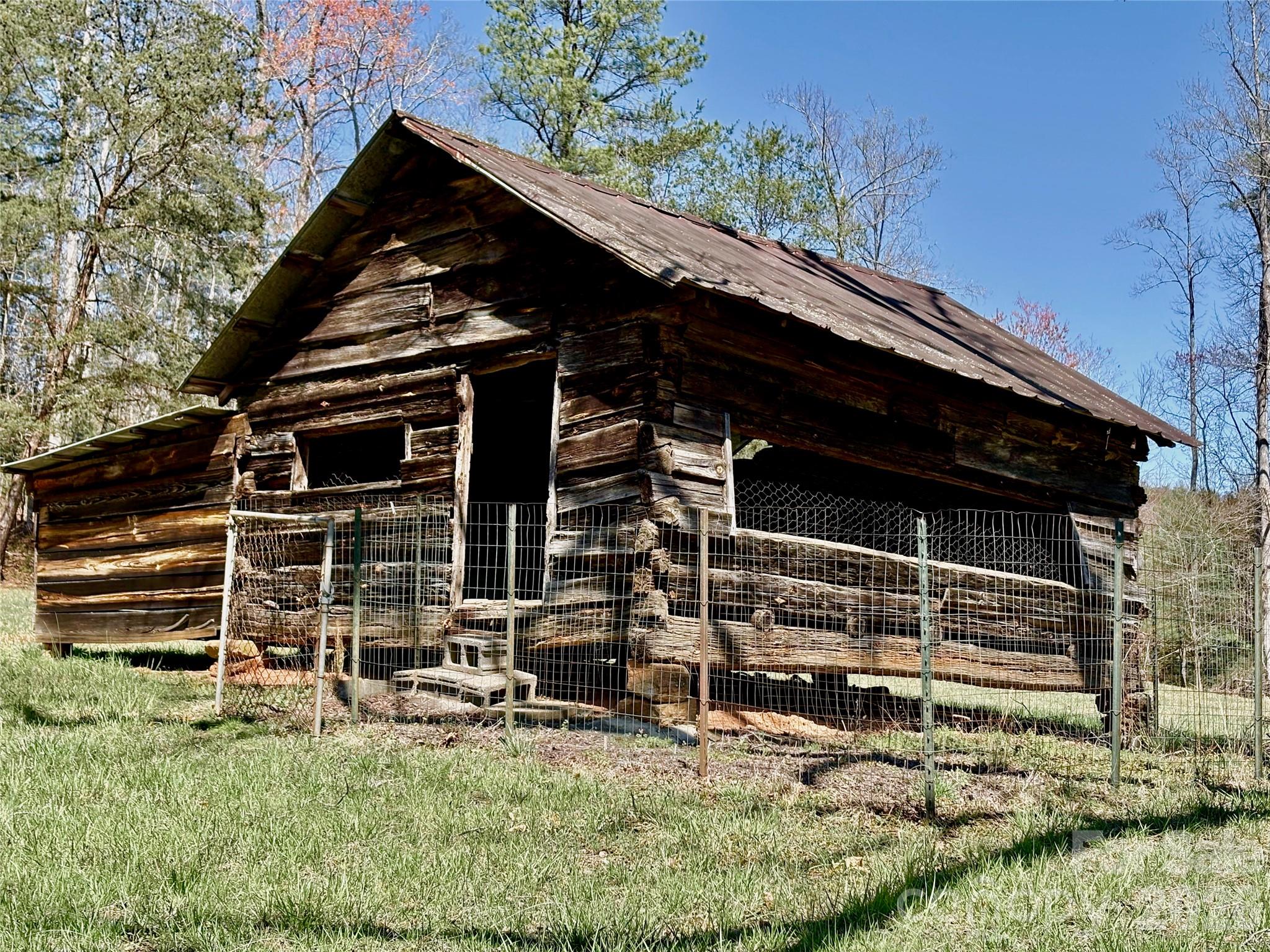 4366 Lynn Martin Lane Lenoir NC 28645