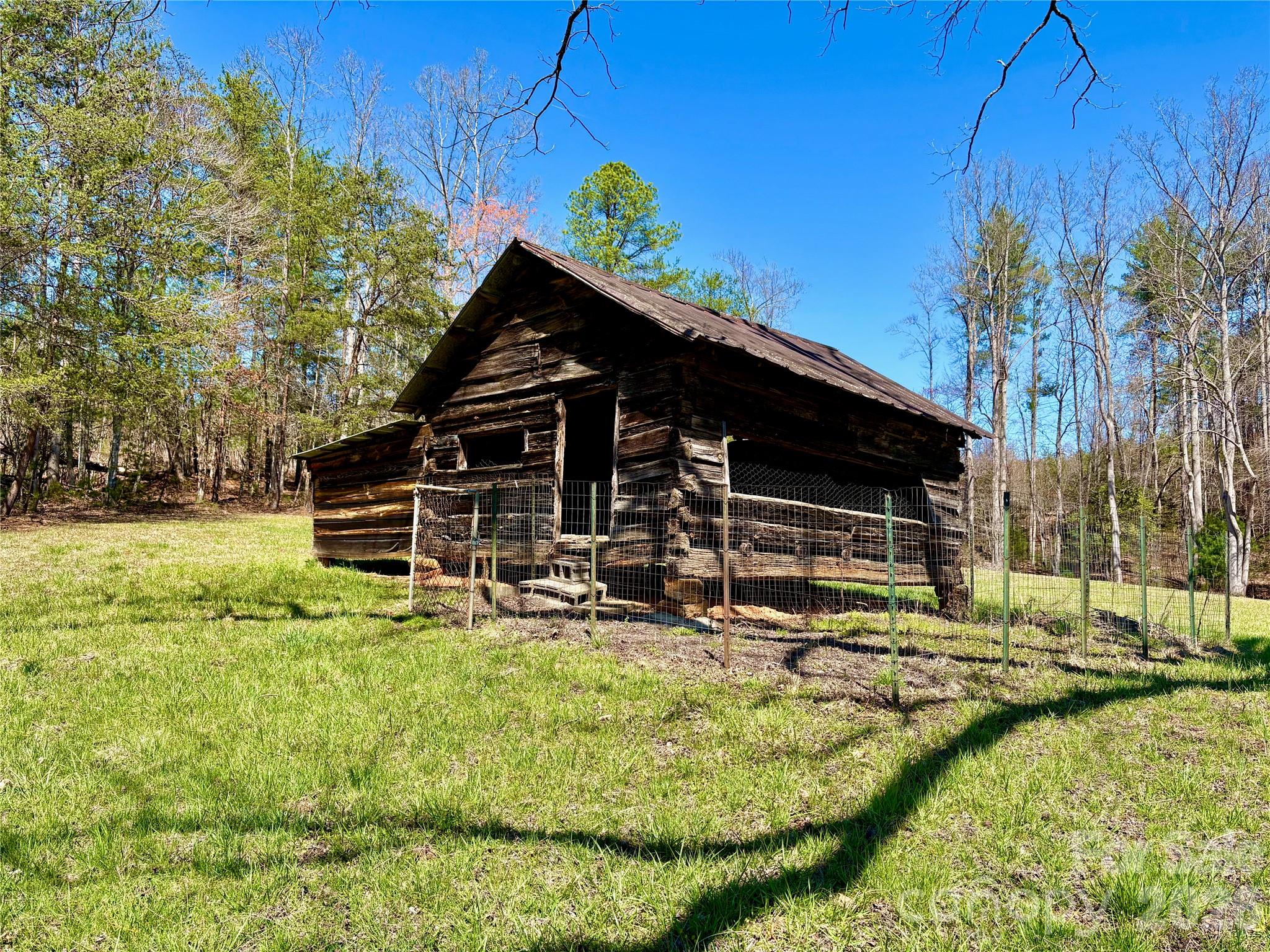 4366 Lynn Martin Lane Lenoir NC 28645