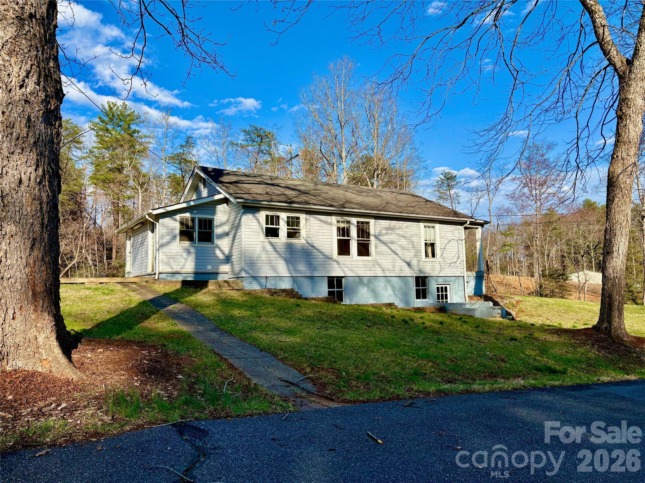 4366 Lynn Martin Lane Lenoir NC 28645