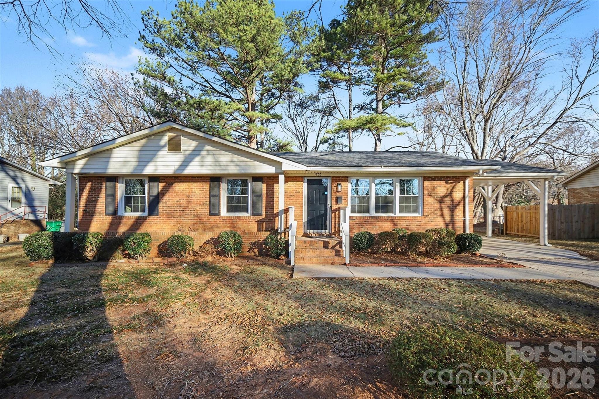 1733 Pondella Drive Charlotte NC 28213