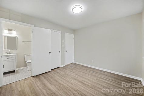 1733 Pondella Drive Charlotte NC 28213