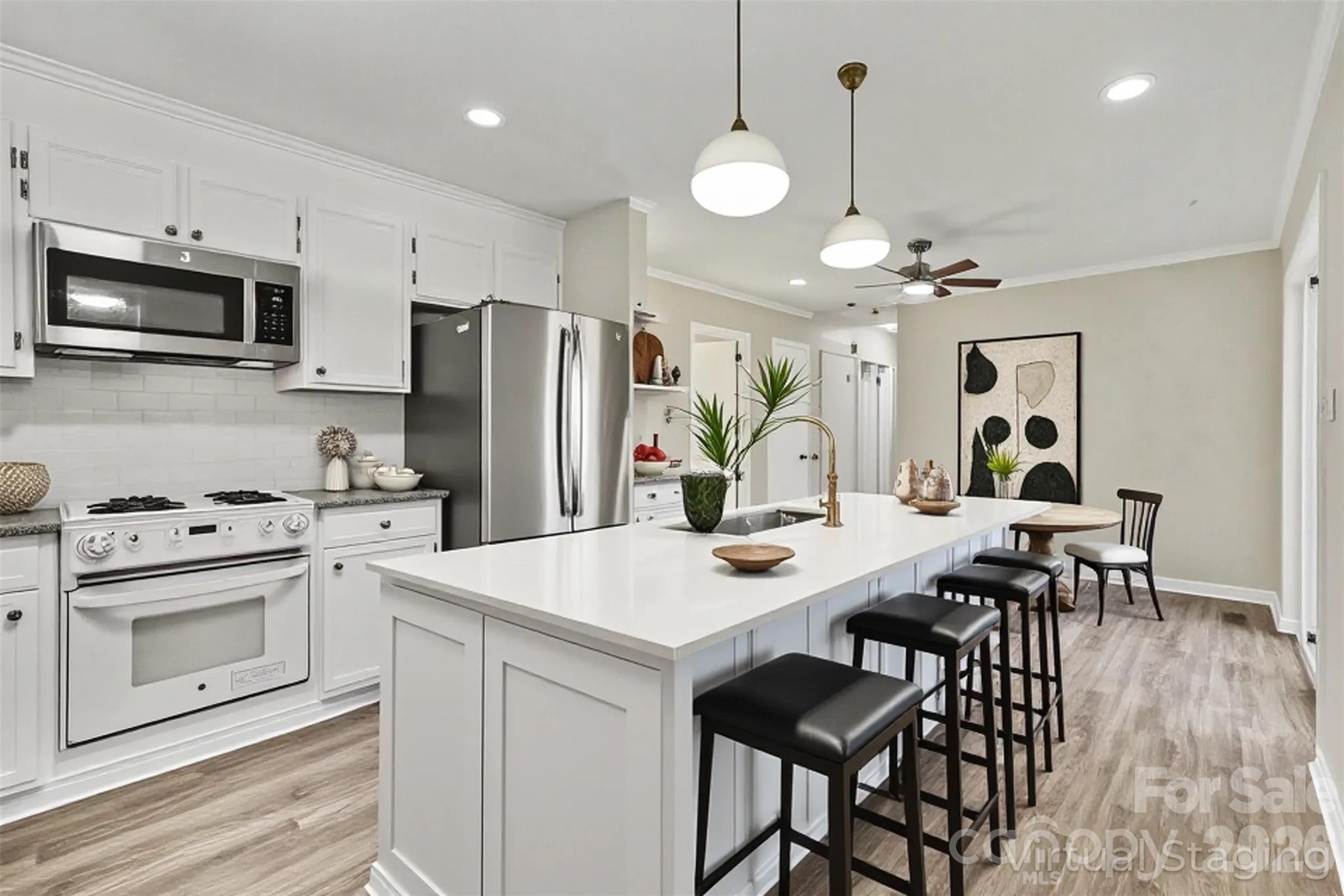 1733 Pondella Drive Charlotte NC 28213