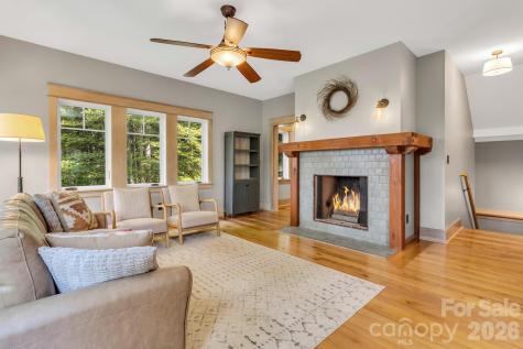 875 Creston Drive Black Mountain NC 28711