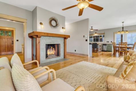 875 Creston Drive Black Mountain NC 28711