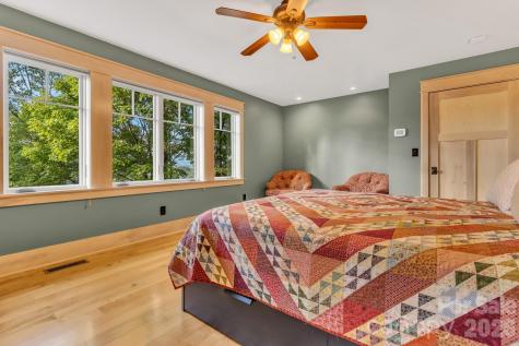 875 Creston Drive Black Mountain NC 28711