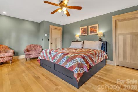 875 Creston Drive Black Mountain NC 28711