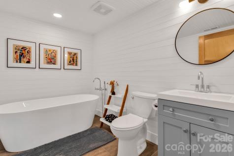 875 Creston Drive Black Mountain NC 28711