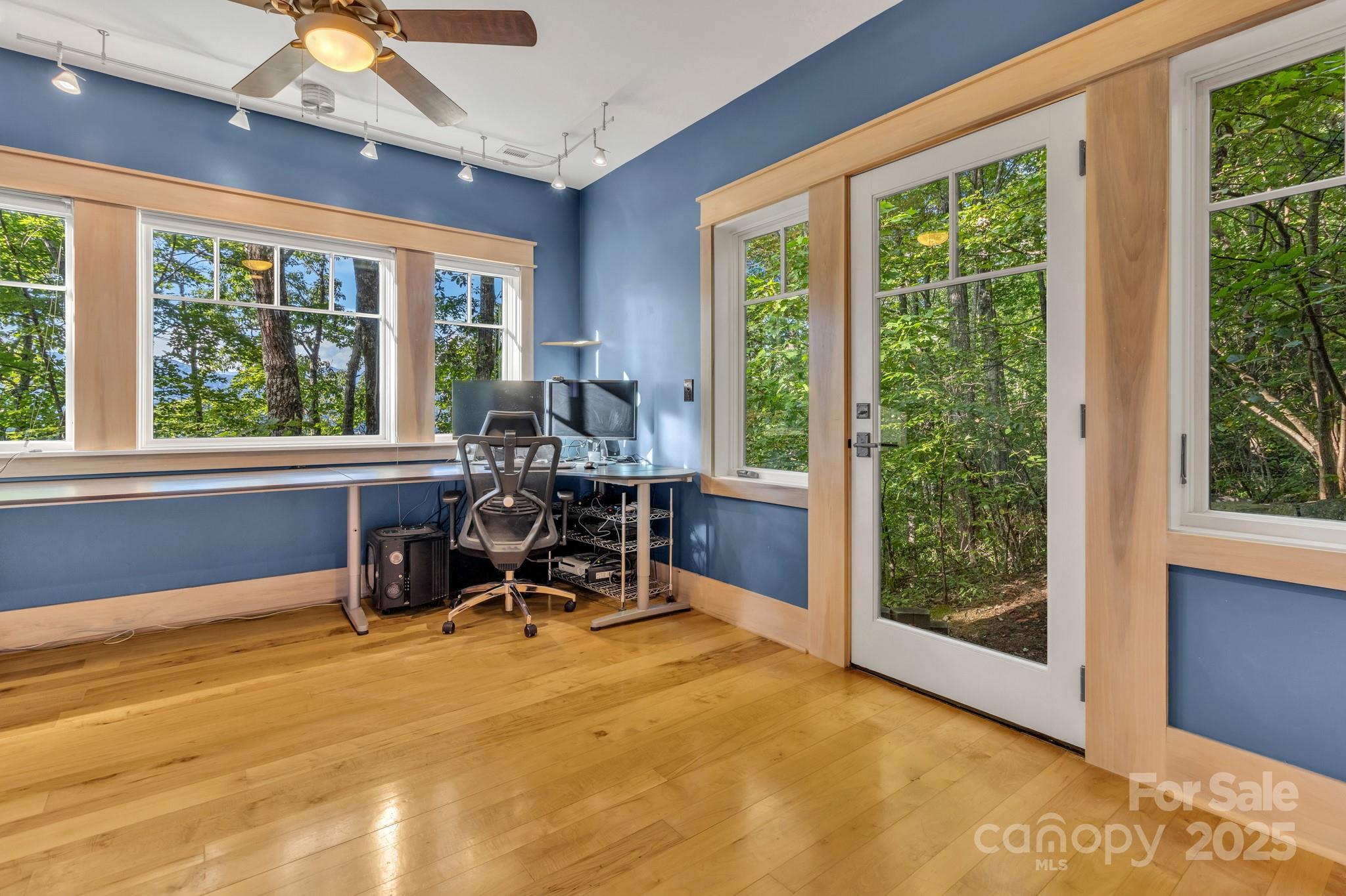 875 Creston Drive Black Mountain NC 28711