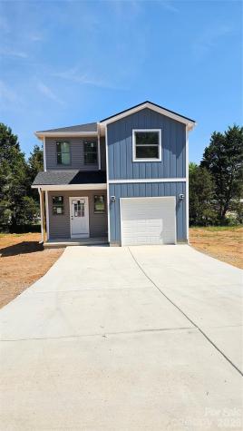 2910 21st Street Lane NE Hickory NC 28601