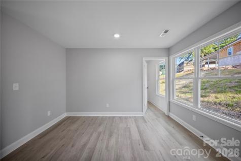 303 W 9th Street Kannapolis NC 28081