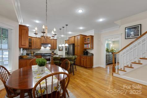 10 Ozark Spring Lane Asheville NC 28805