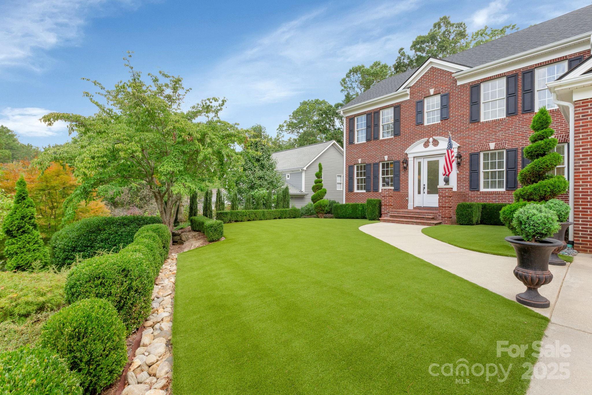 10 Ozark Spring Lane Asheville NC 28805