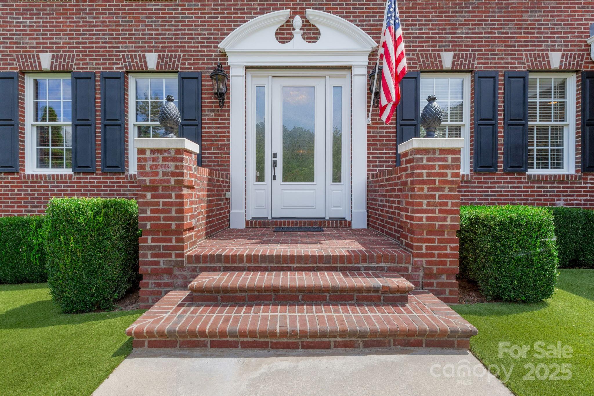 10 Ozark Spring Lane Asheville NC 28805