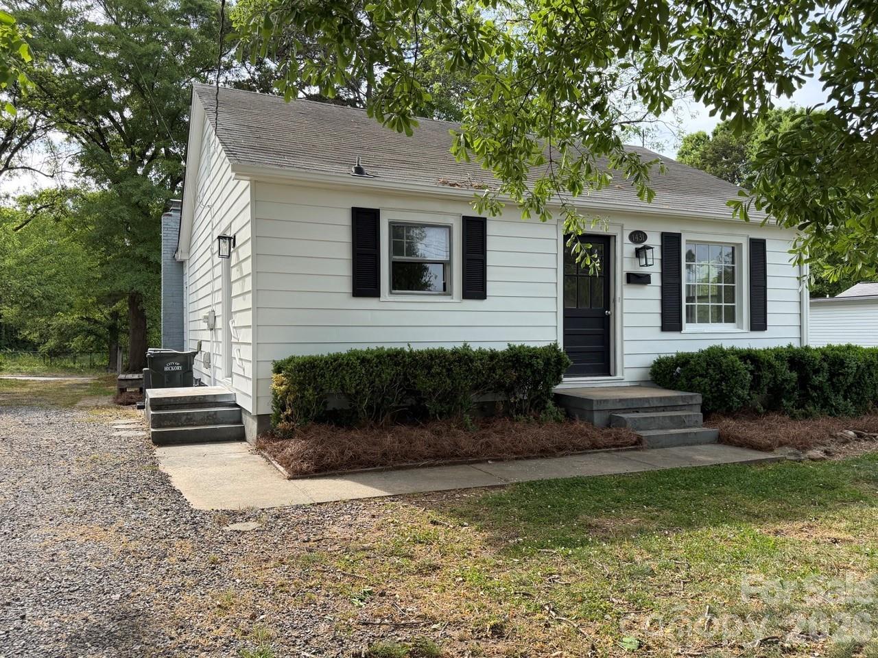 1431 3rd Street Place NE Hickory NC 28601