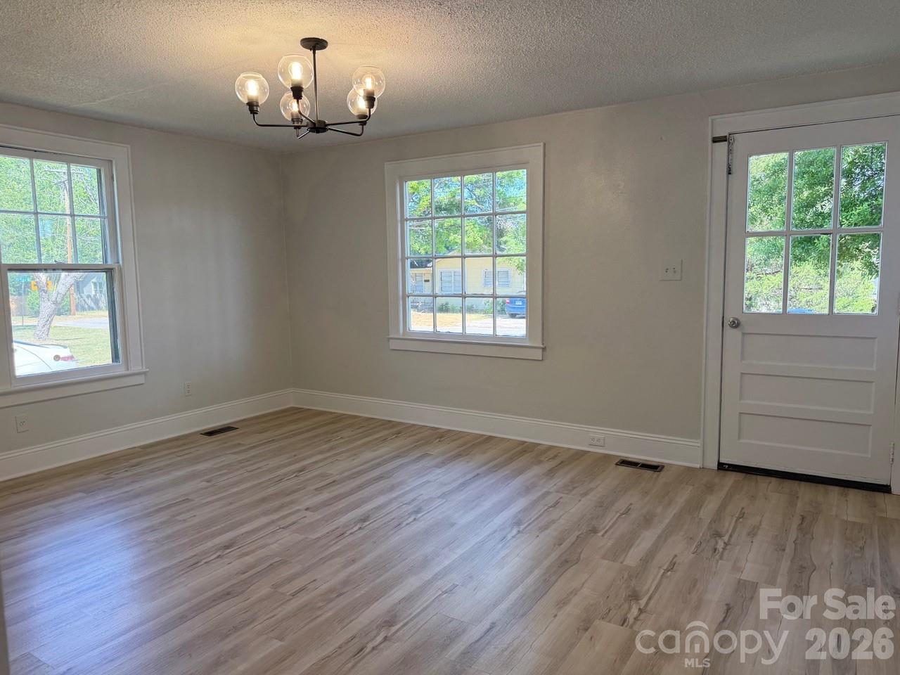 1431 3rd Street Place NE Hickory NC 28601