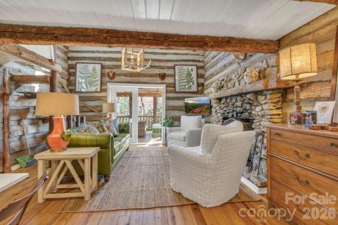 572 Skyland View Drive Blowing Rock NC 28605
